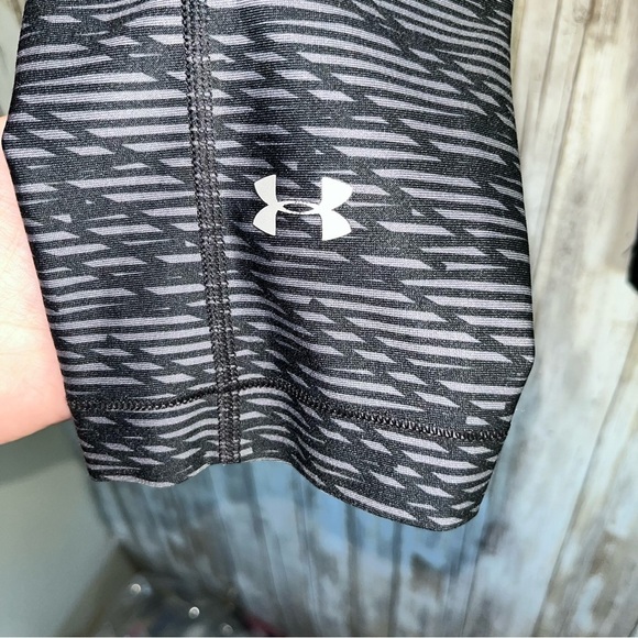 Under Armor Black Printed Compression Leggings - Picture 5 of 6